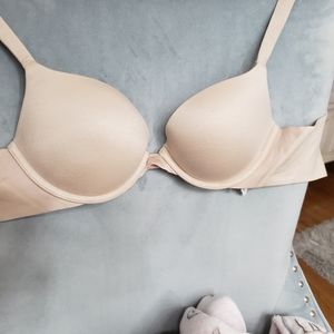 SPANX Pillow Cup Push Up Underwire Bra Size 32C